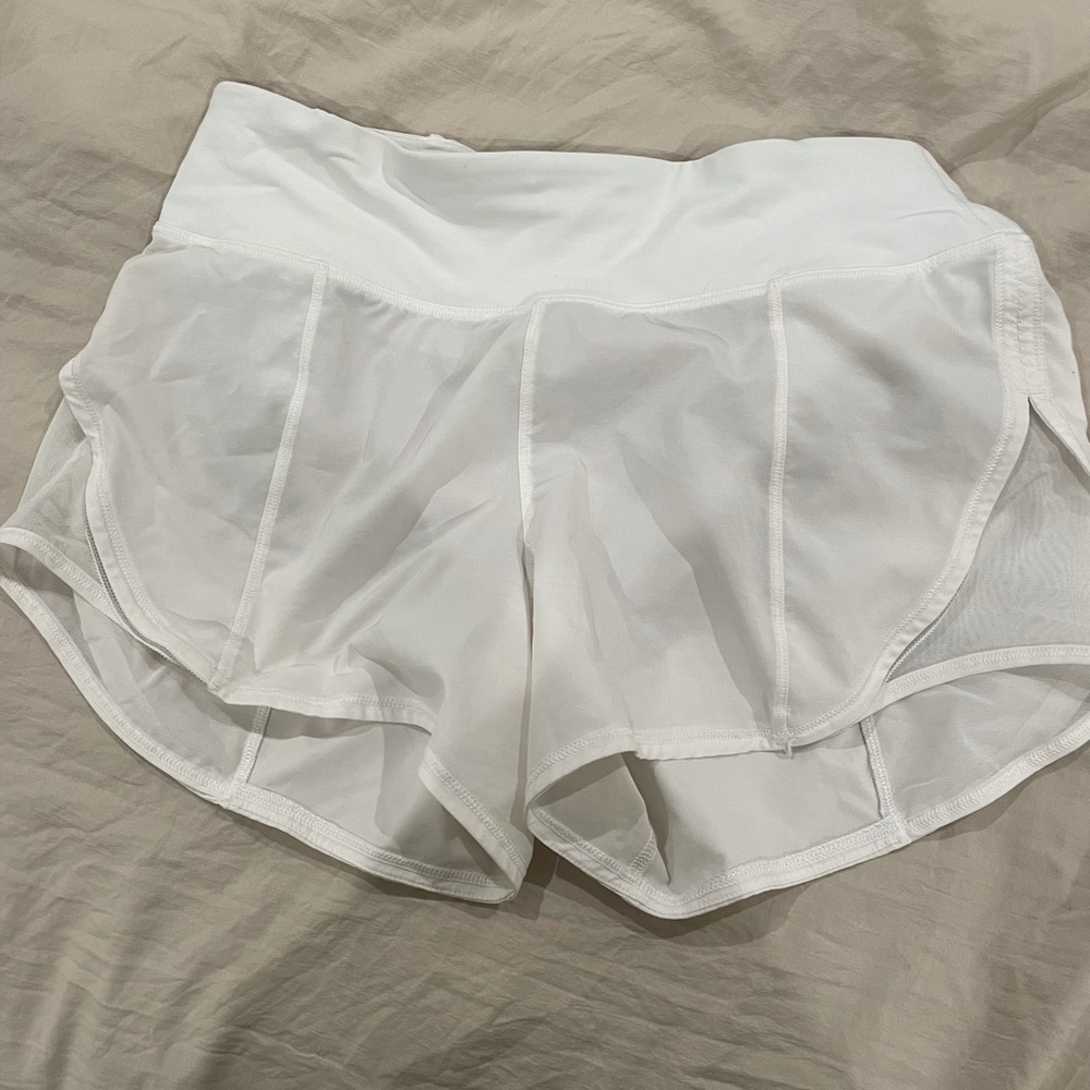 Lulu size 4, white shorts, worn once - Picture 2 of 3